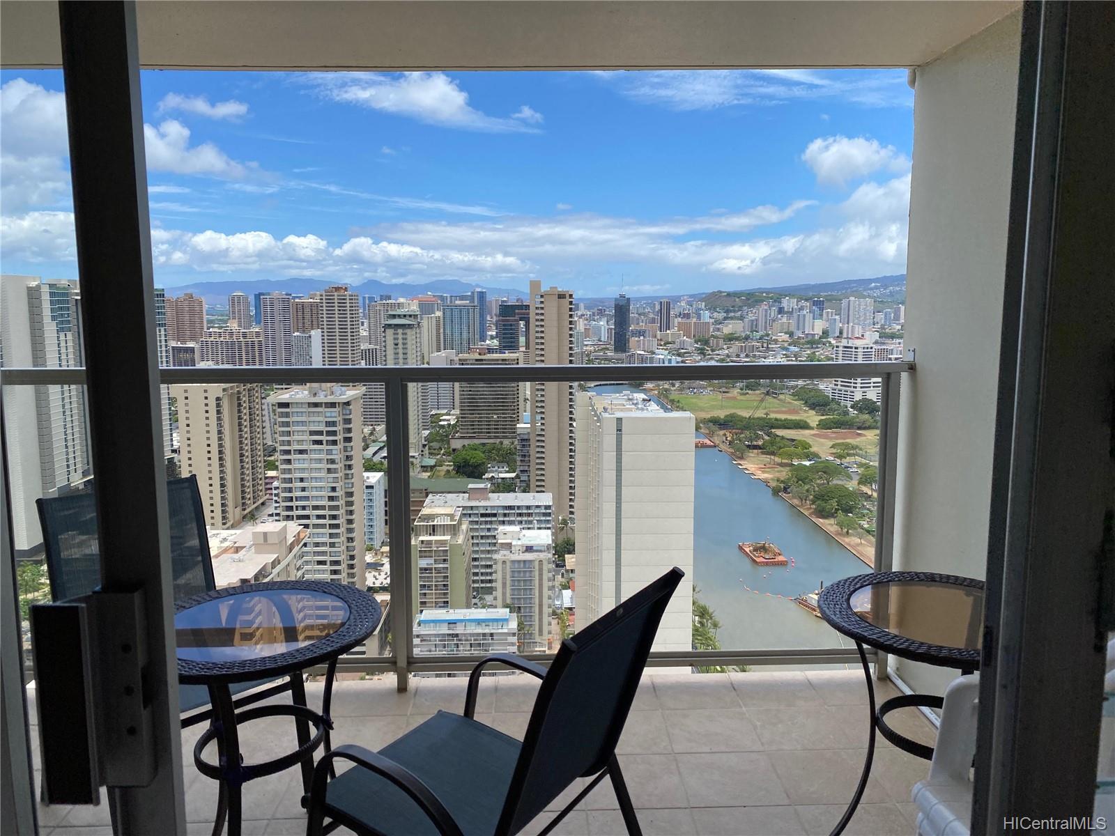 445 Seaside Avenue #4310, Honolulu, HI 96815