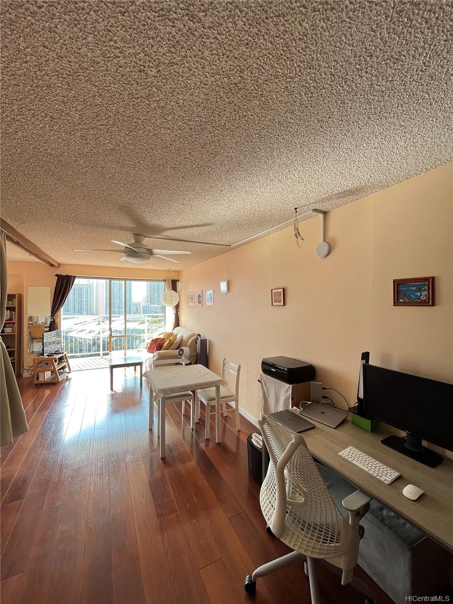 1655 Makaloa Street #1908, Honolulu, HI 96814