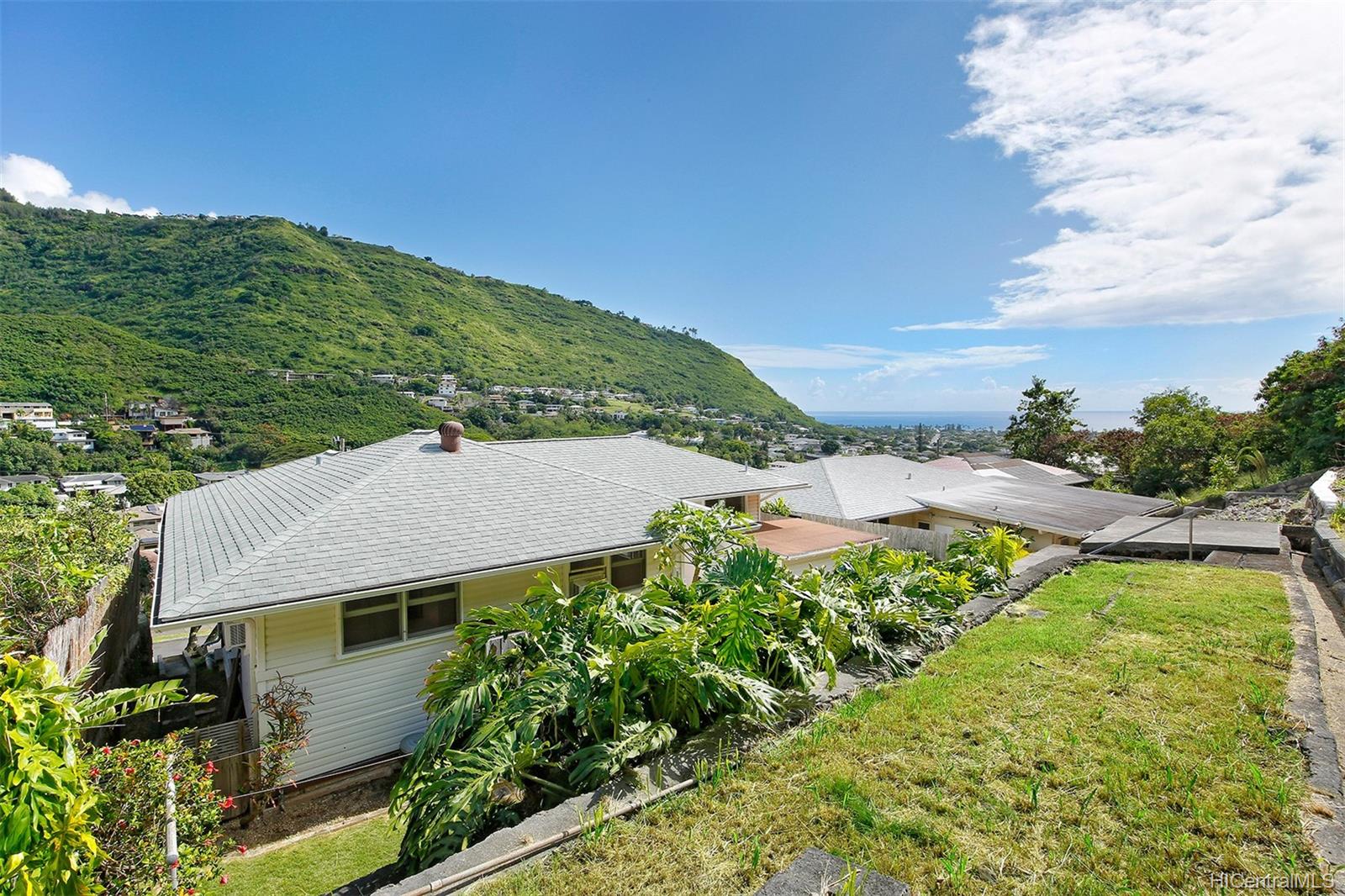 850 Ahuwale Street Honolulu, HI 96821