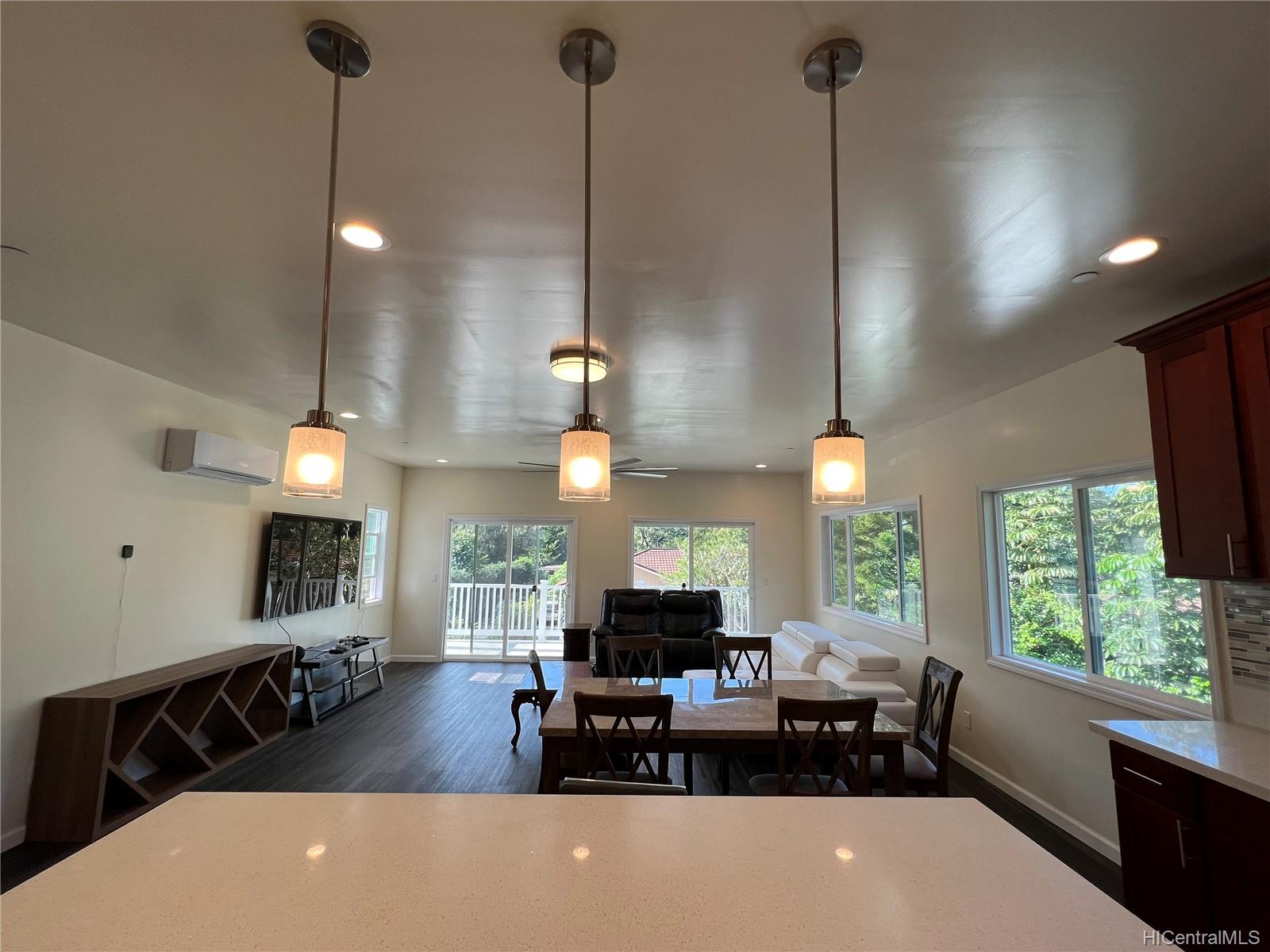 2716 Pali Highway Honolulu, HI 96817