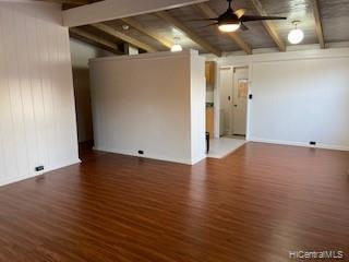 7302 Nuulolo Street Honolulu, HI 96825