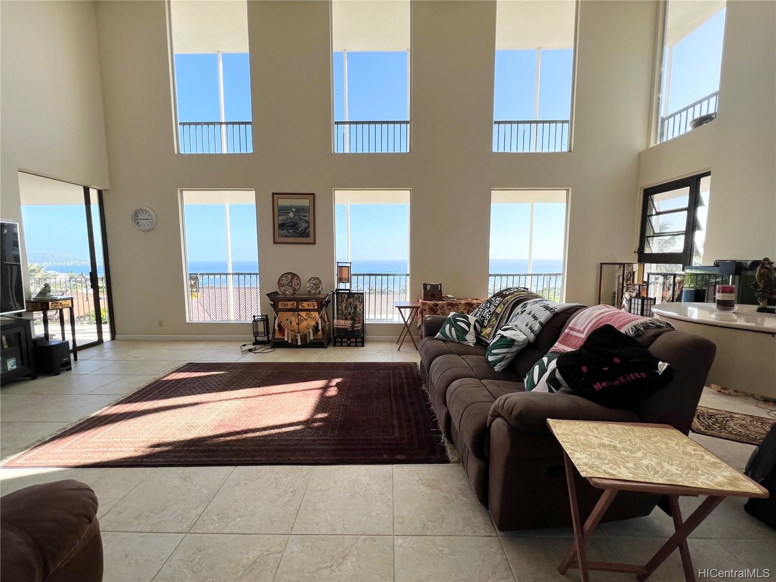 1541 Ipukula Street Honolulu, HI 96821