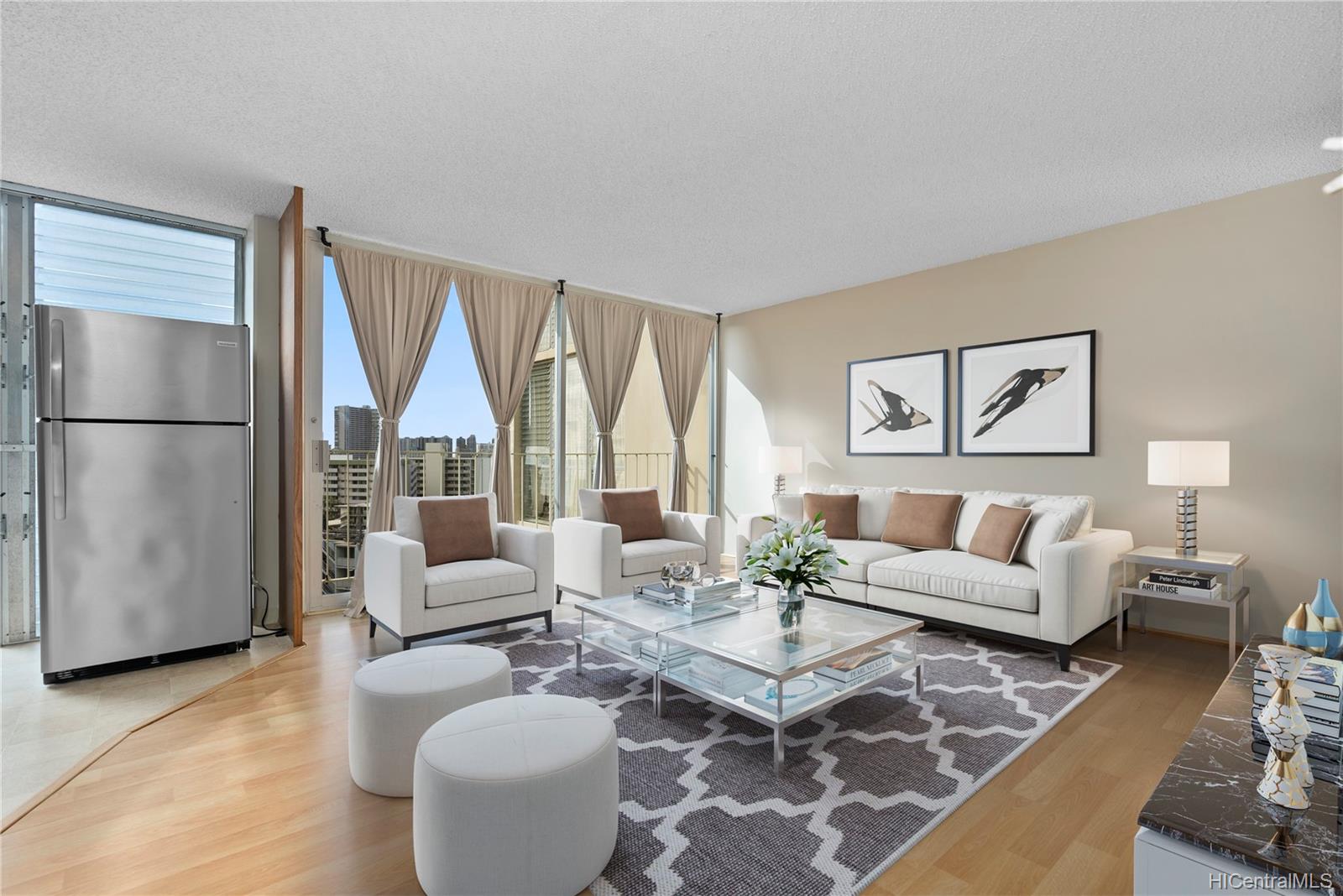 1702 Kewalo Street #706, Honolulu, HI 96822