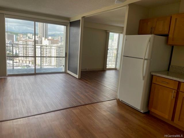 1655 Makaloa Street #1617, Honolulu, HI 96814