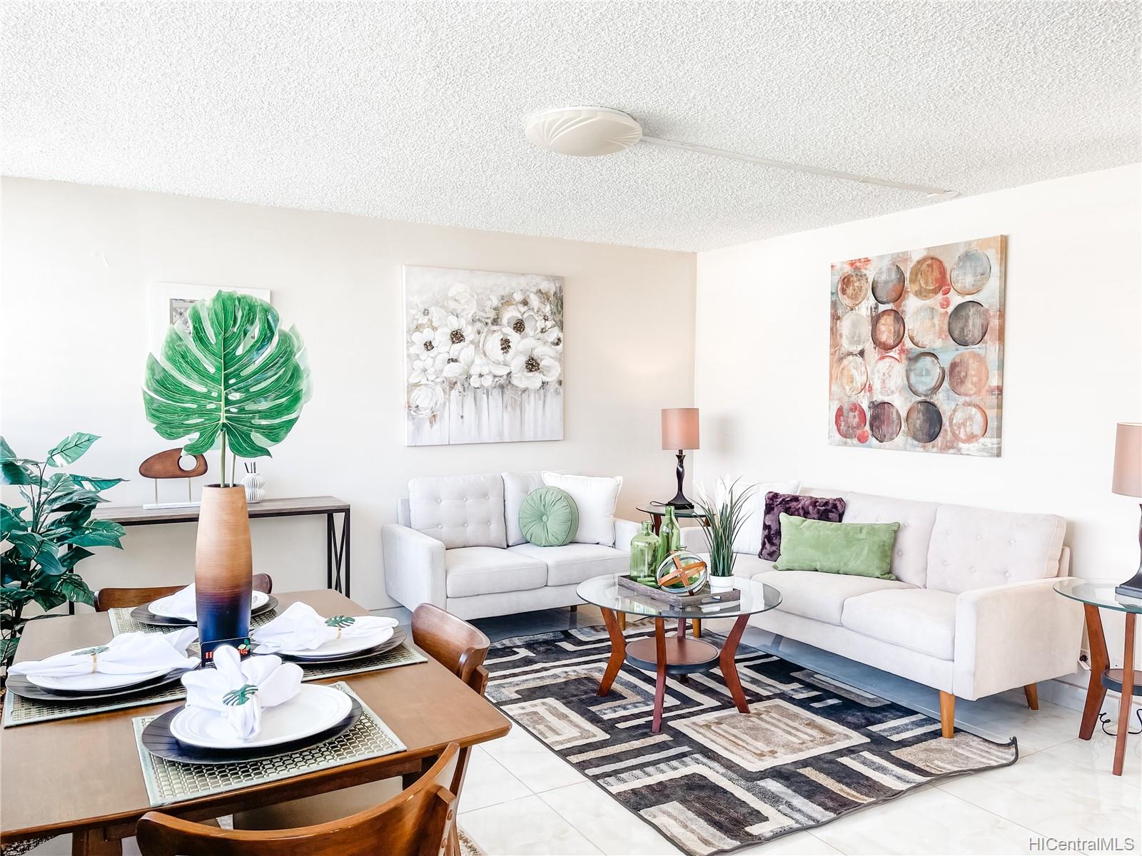 502 Captain Cook Avenue #304, Honolulu, HI 96813