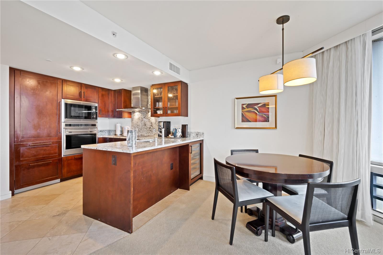 223 Saratoga Road #1222, Honolulu, HI 96815