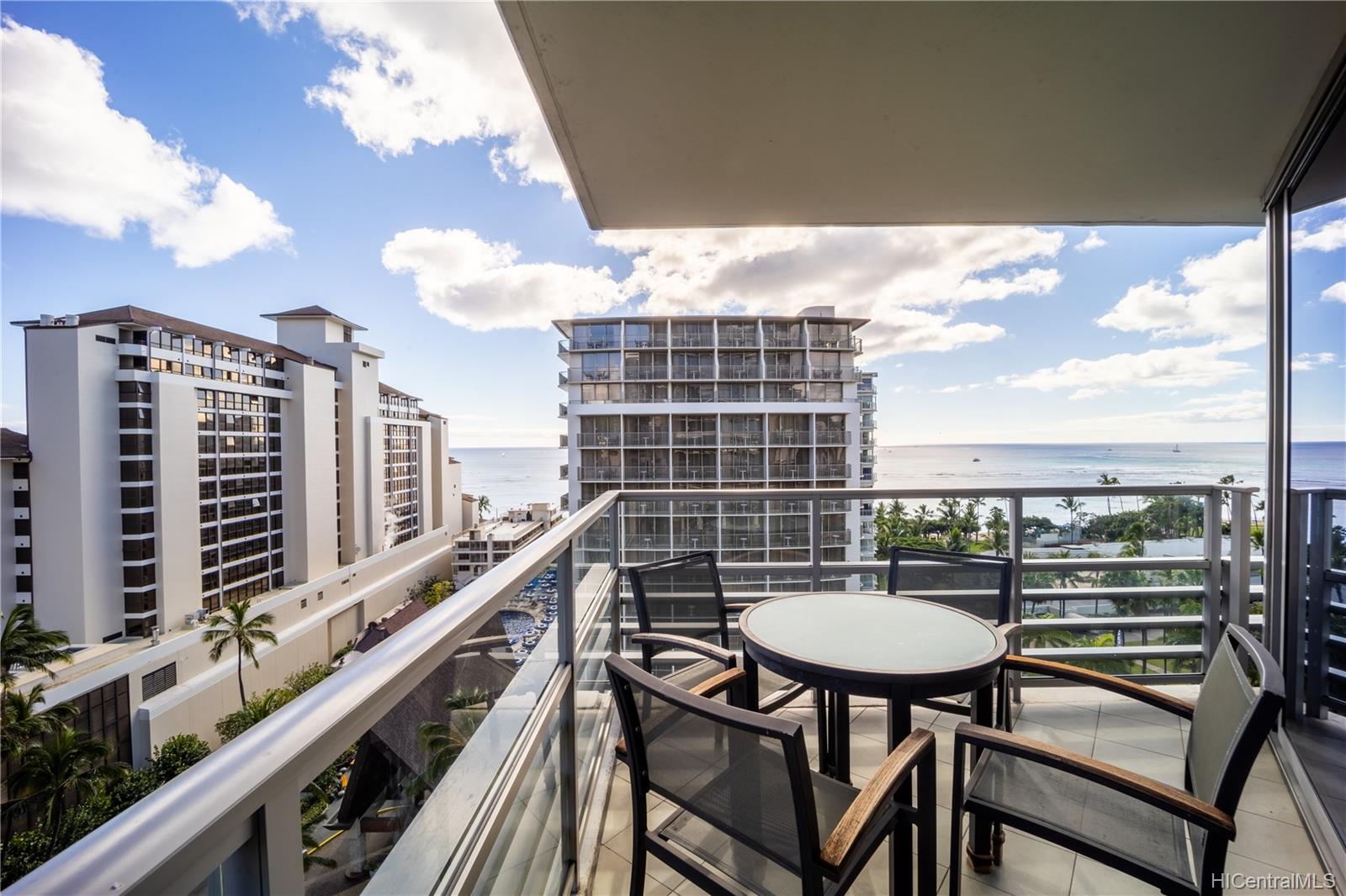 223 Saratoga Road #1222, Honolulu, HI 96815