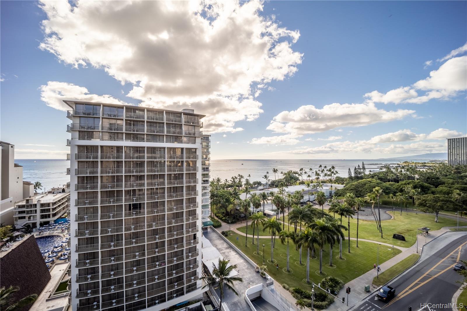 223 Saratoga Road #1222, Honolulu, HI 96815