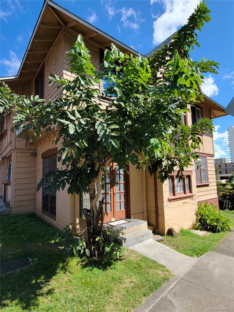 1665 Piikoi Street Honolulu, HI 96822