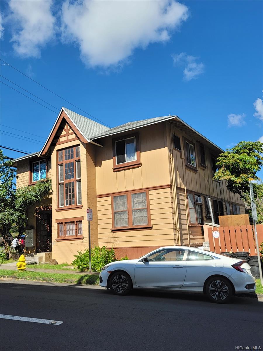 1665 Piikoi Street Honolulu, HI 96822