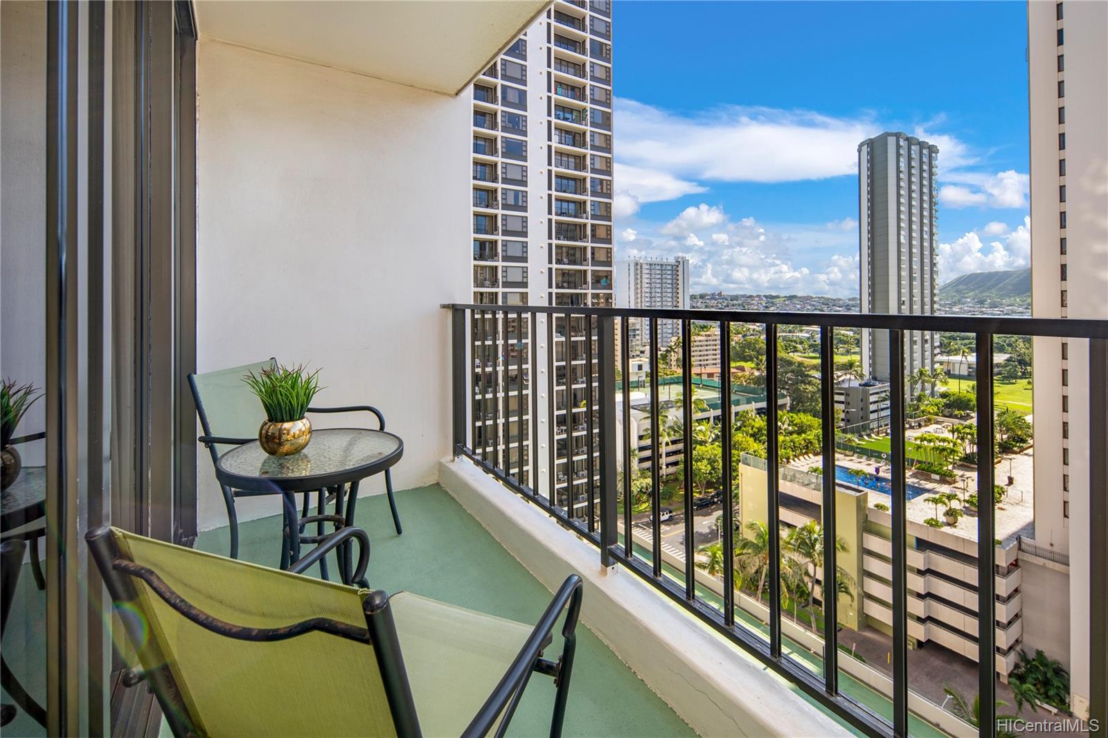 201 Ohua Avenue #1603-1 (NUC), Honolulu, HI 96815