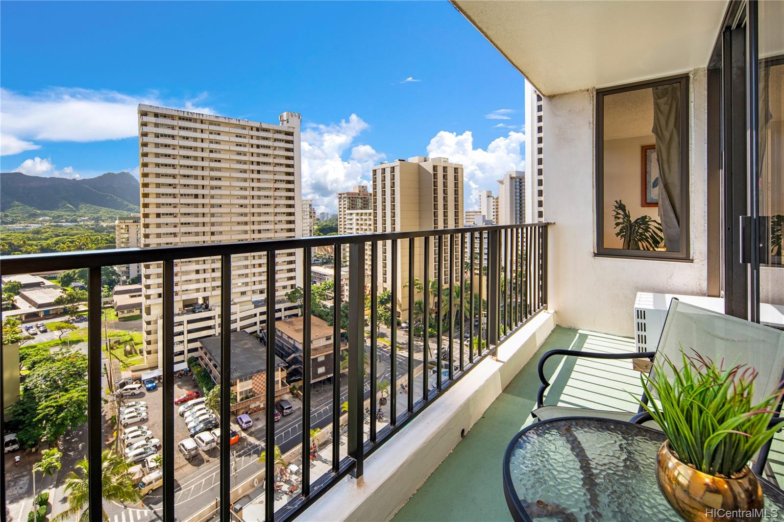 201 Ohua Avenue #1603-1 (NUC), Honolulu, HI 96815