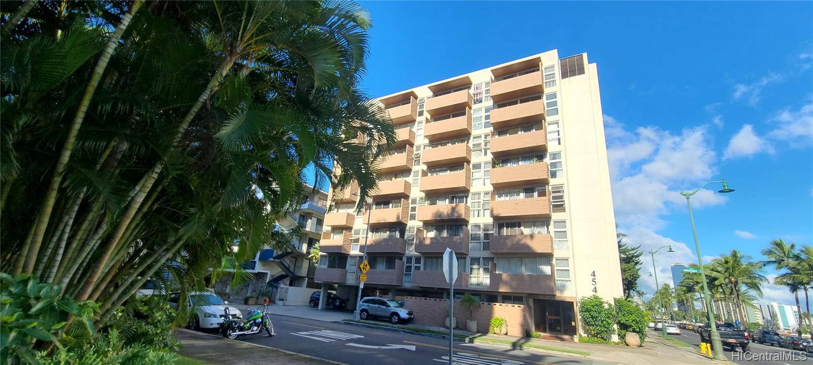 454 Namahana Street #401, Honolulu, HI 96815