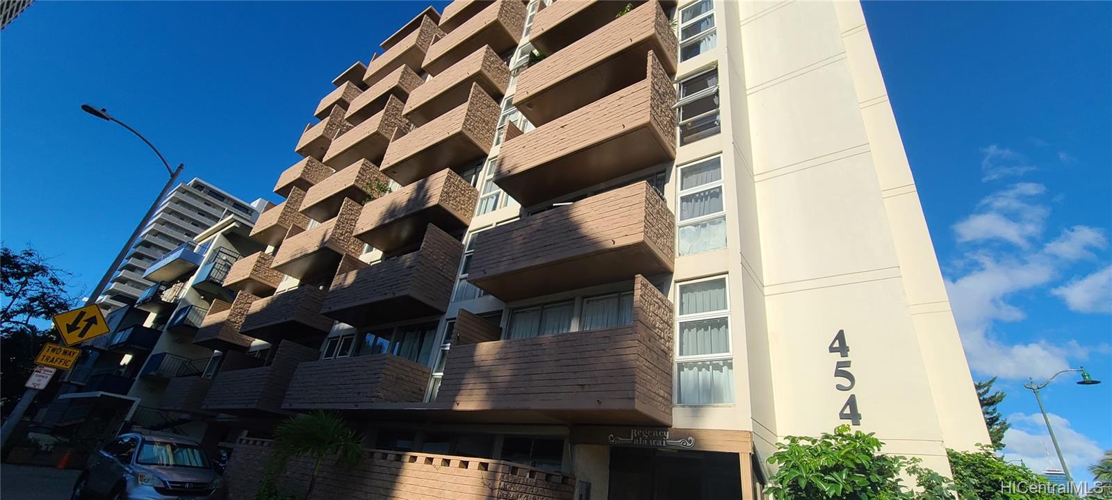 454 Namahana Street #401, Honolulu, HI 96815