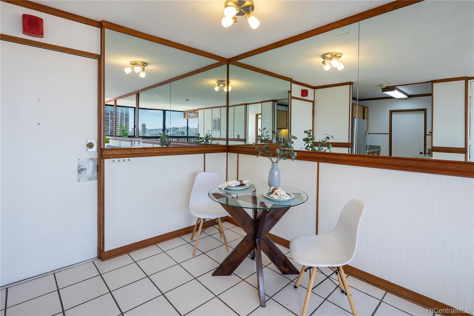 775 Kinalau Place #1609, Honolulu, HI 96813