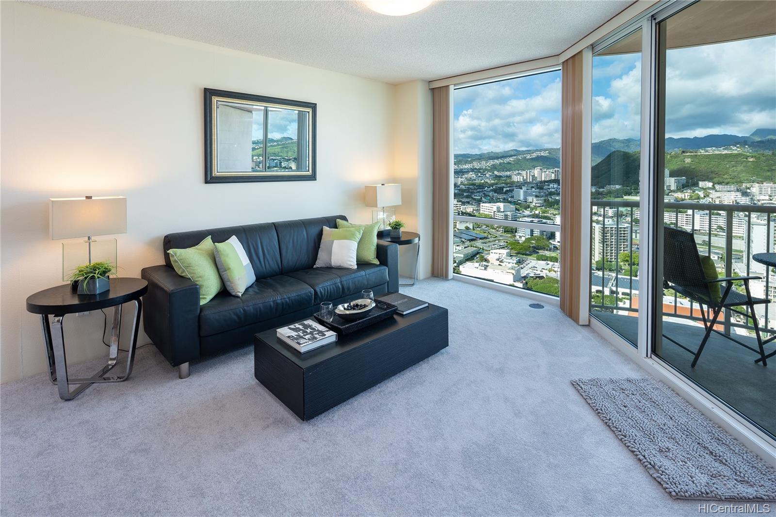 801 King Street #3709, Honolulu, HI 96813