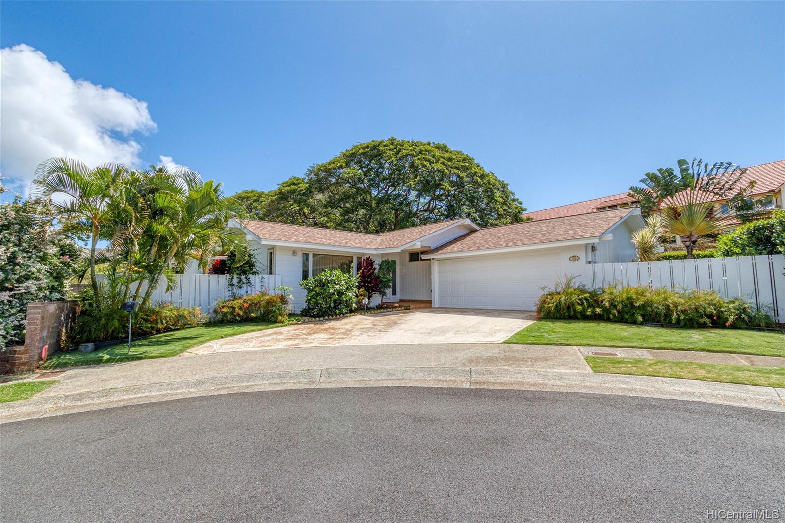 7240 Kalakua Street Honolulu, HI 96825