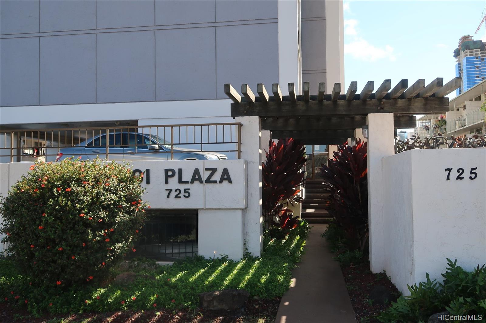 725 Piikoi Street #903, Honolulu, HI 96814