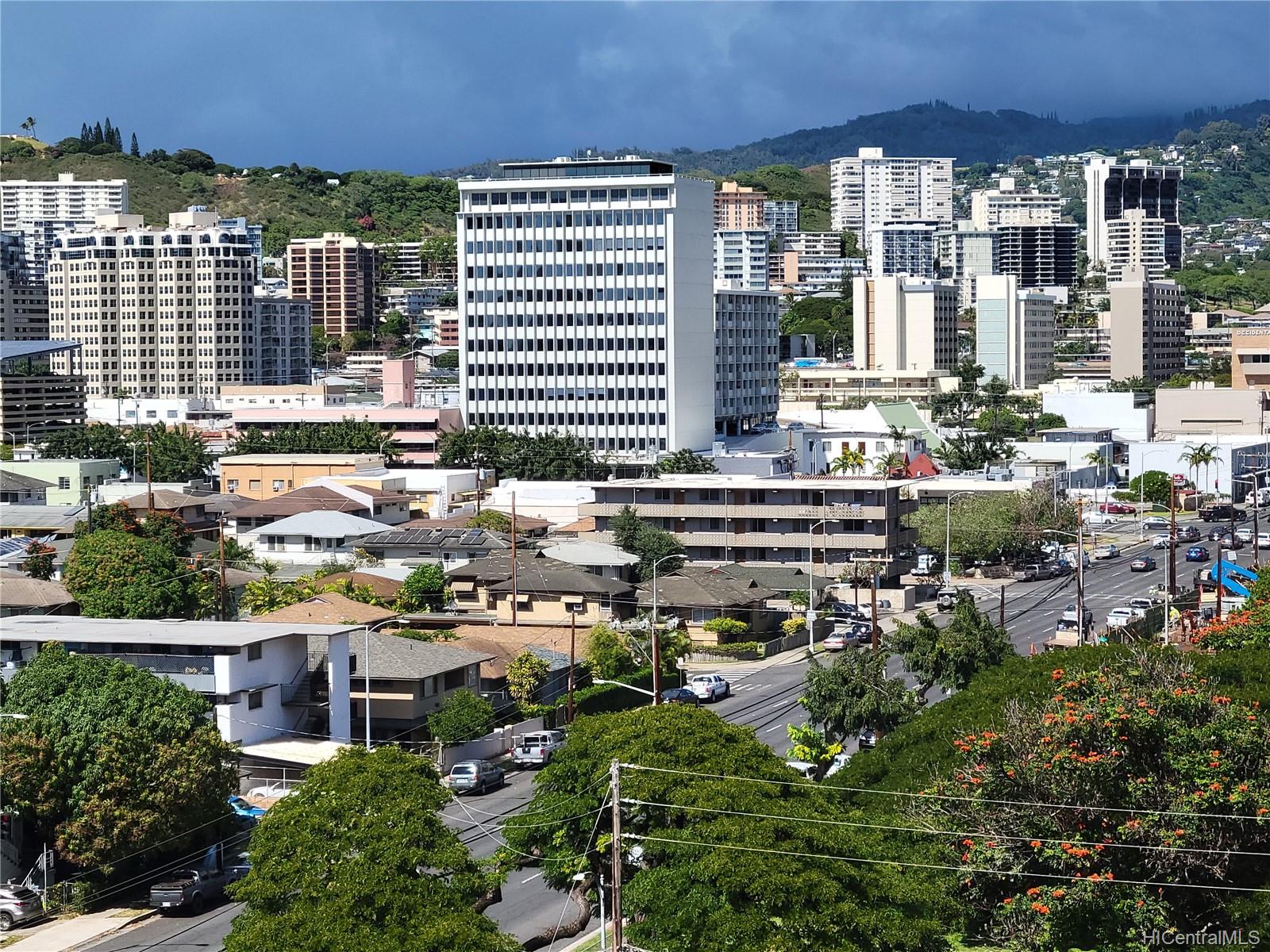 725 Piikoi Street #903, Honolulu, HI 96814