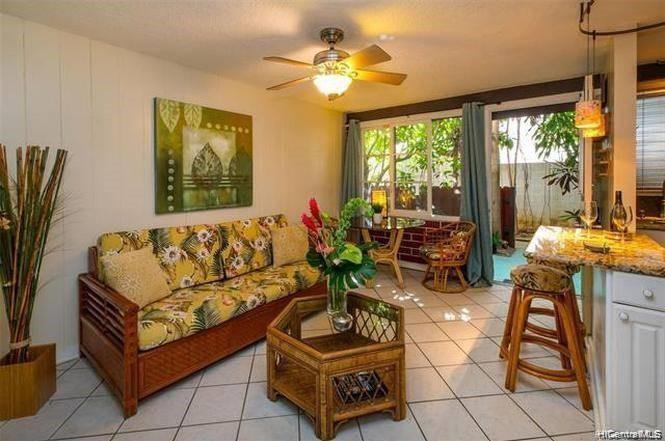 423 Kaiolu Street #106, Honolulu, HI 96815