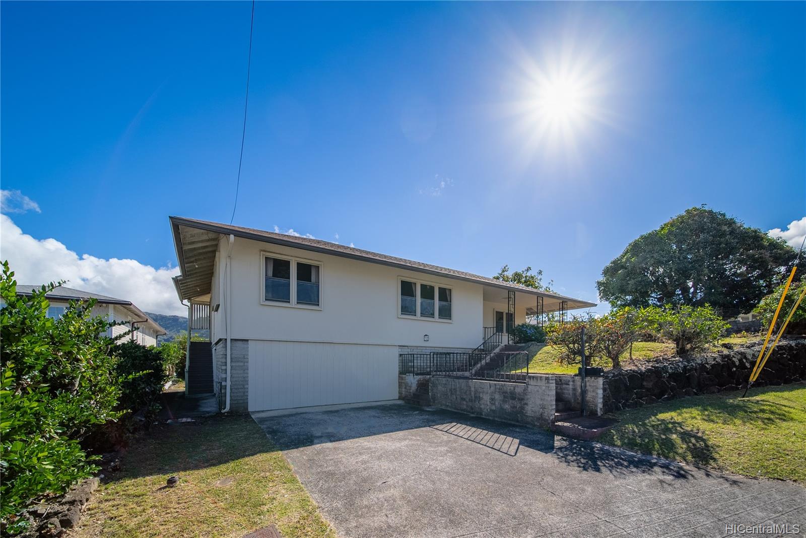 2377 Beckwith Street Honolulu, HI 96822