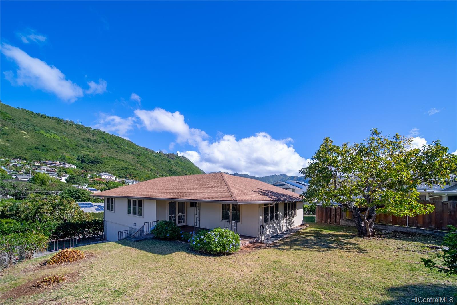 2377 Beckwith Street Honolulu, HI 96822