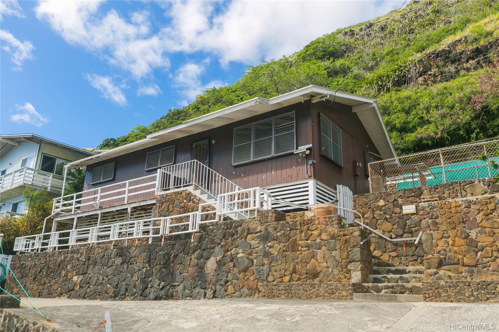 280 Moomuku Place #A, Honolulu, HI 96821