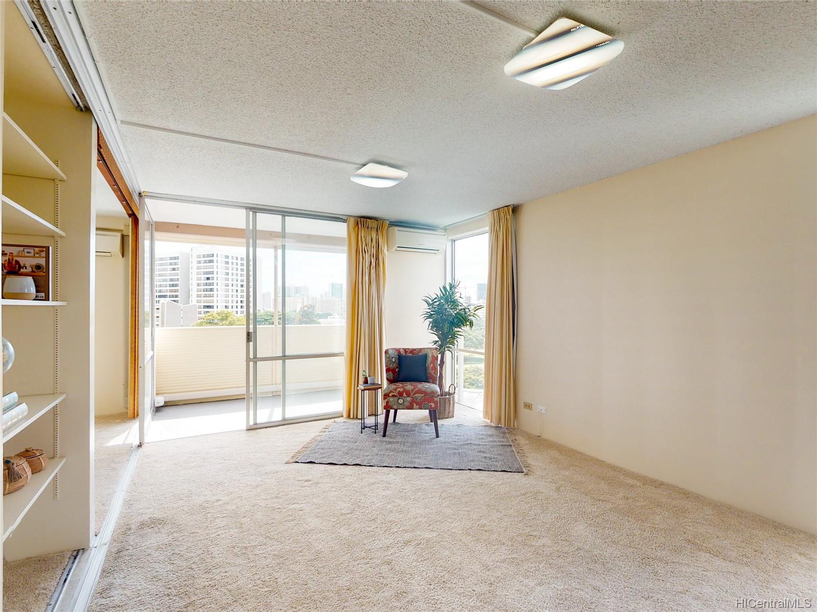 1617 Keeaumoku Street #605, Honolulu, HI 96822