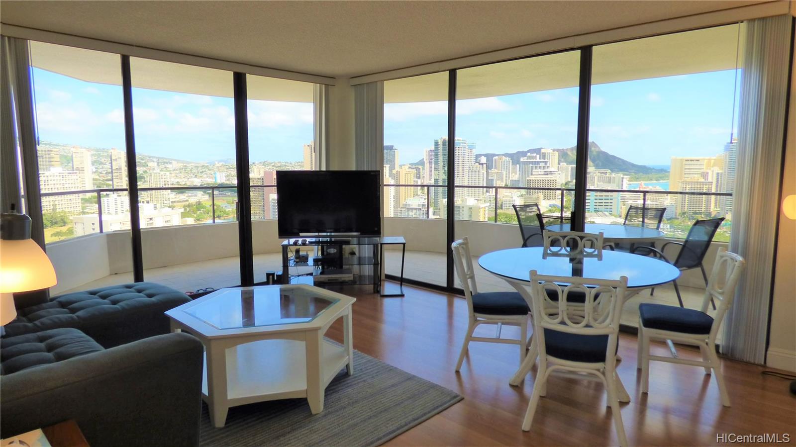 1910 Ala Moana Boulevard #32D, Honolulu, HI 96815