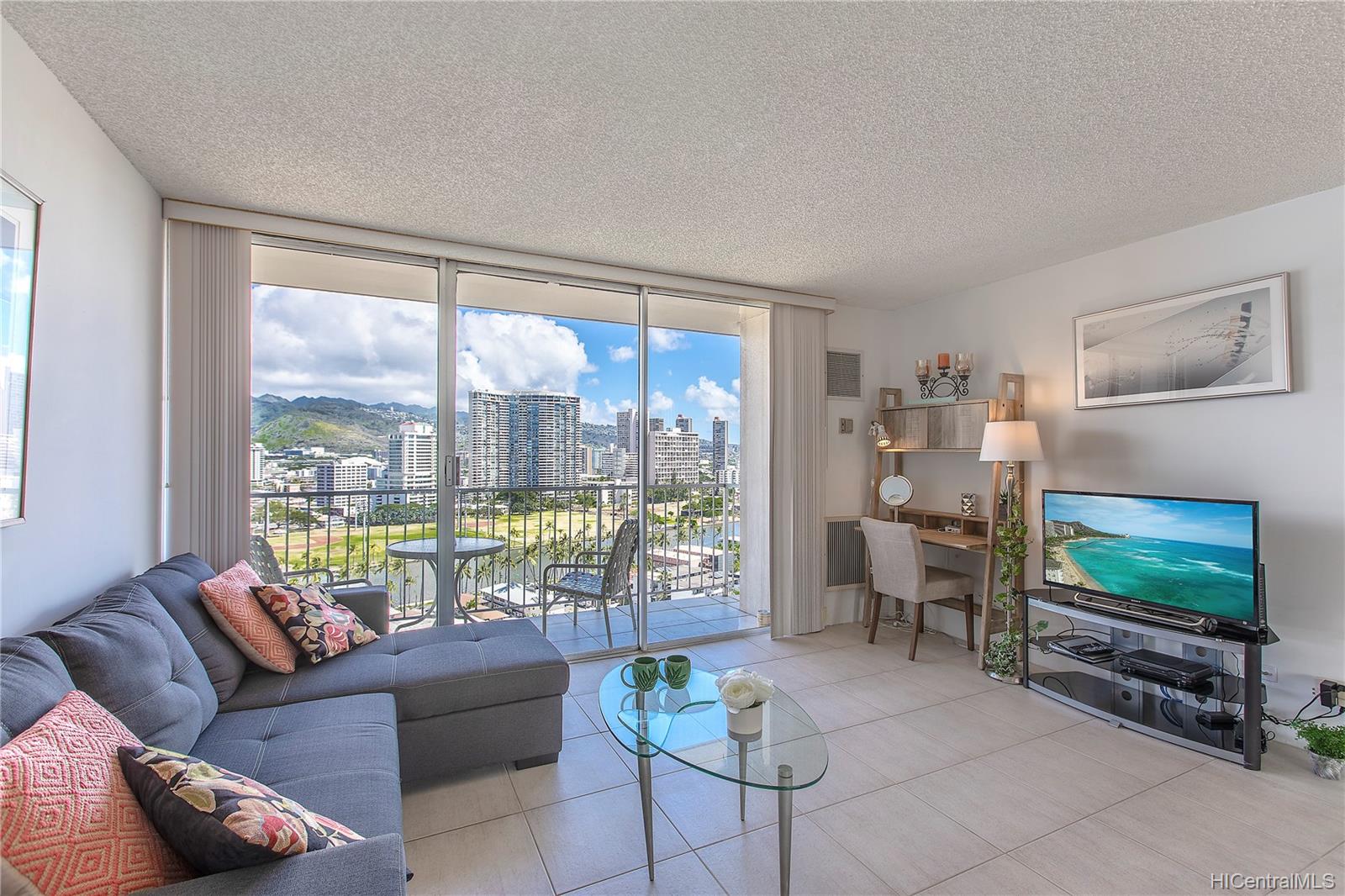 1925 Kalakaua Avenue #1907, Honolulu, HI 96815