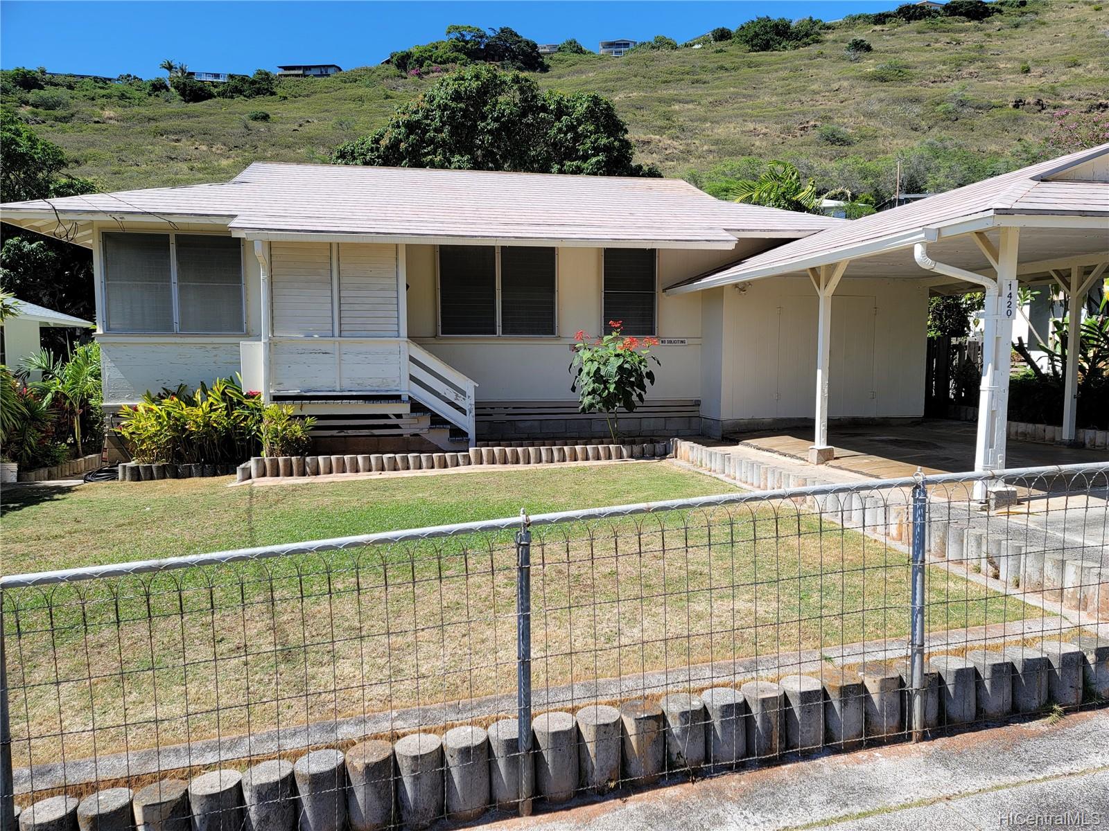 1420 Ainakoa Avenue Honolulu, HI 96821