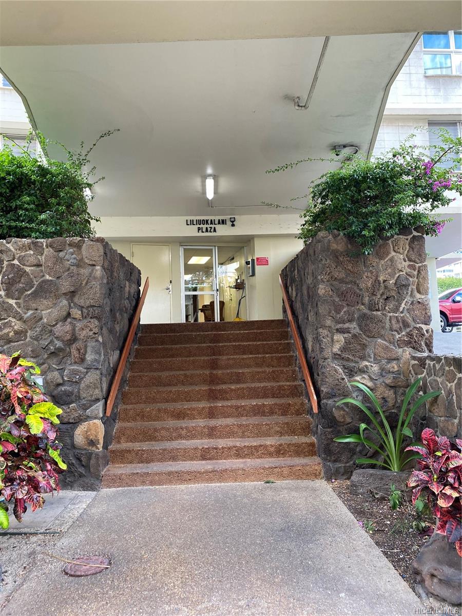 222 Liliuokalani Avenue #504, Honolulu, HI 96815