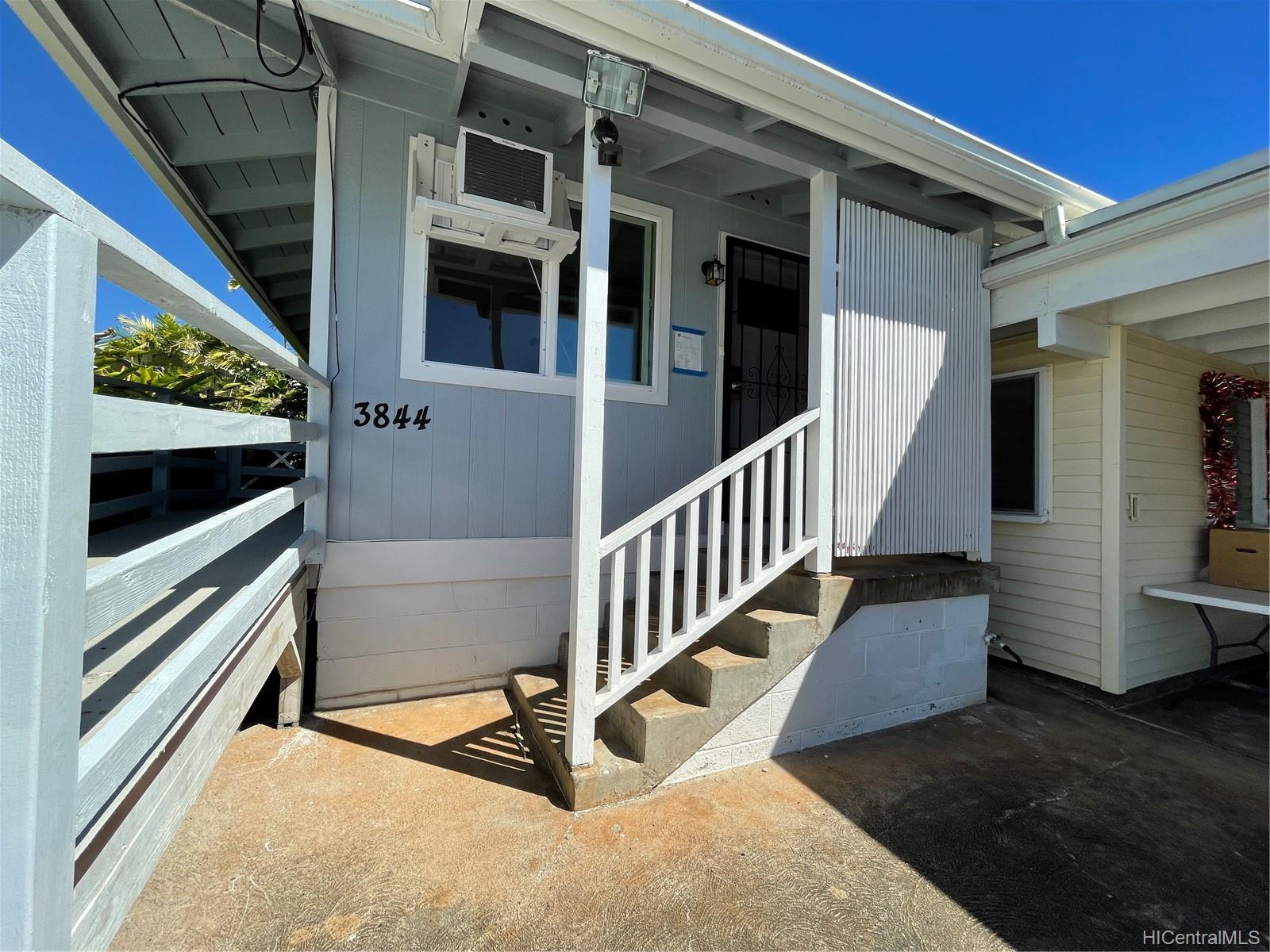 3844 Noeau Street Honolulu, HI 96816