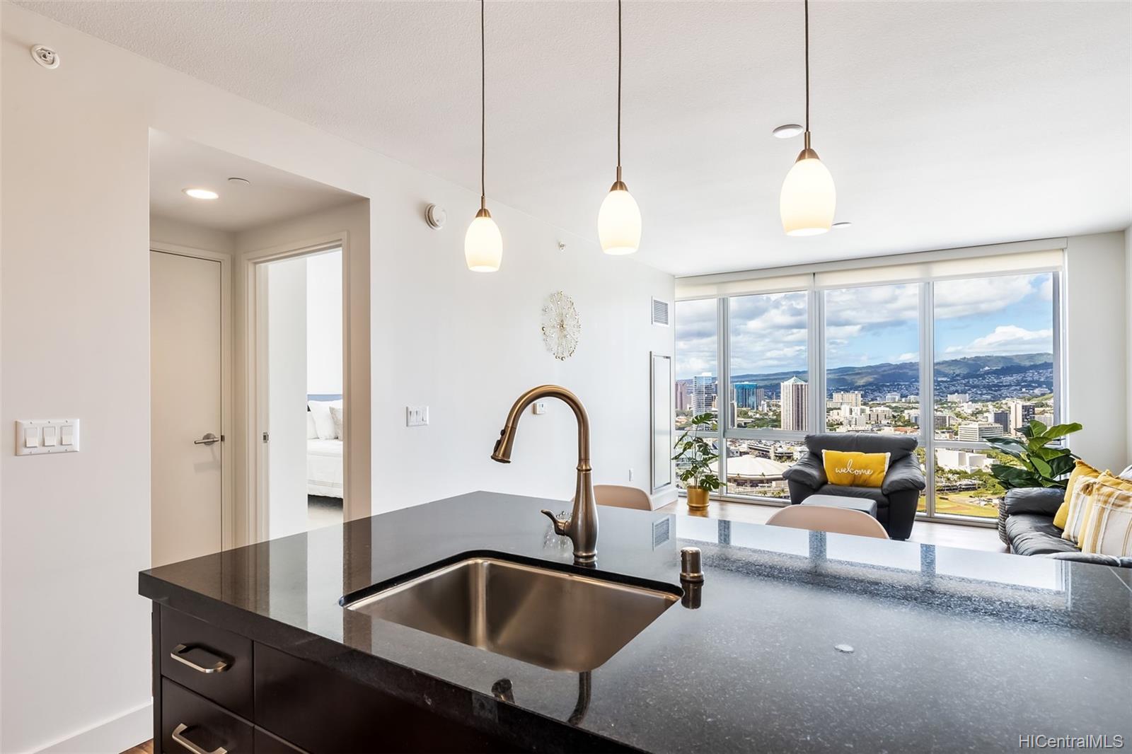 1189 Waimanu Street #4007, Honolulu, HI 96814