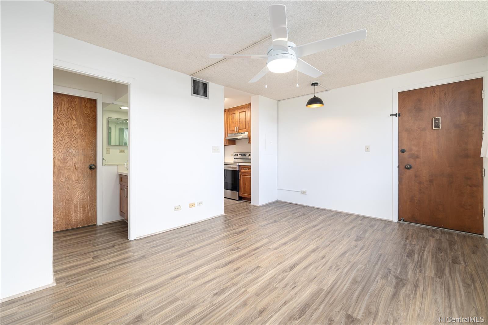 1040 Kinau Street #1007, Honolulu, HI 96814