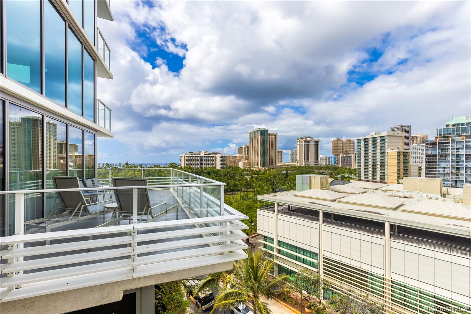 383 Kalaimoku Street #901, Honolulu, HI 96815