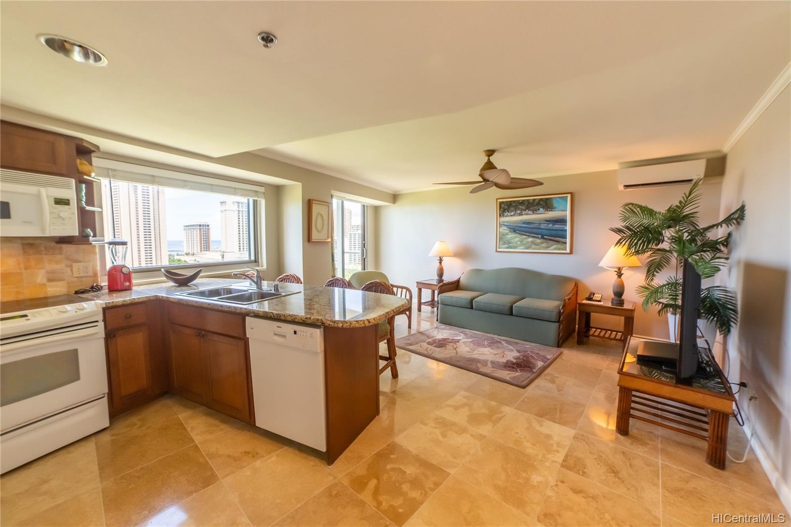 2045 Kalakaua Avenue #1506, Honolulu, HI 96815