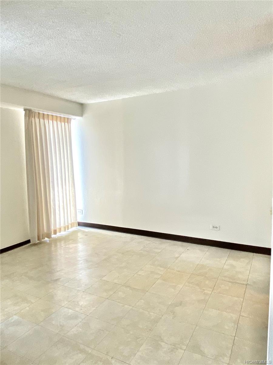 1655 Makaloa Street #409, Honolulu, HI 96814