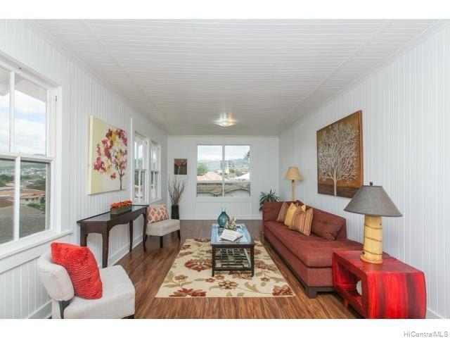 734 B Hanole Place Honolulu, HI 96816