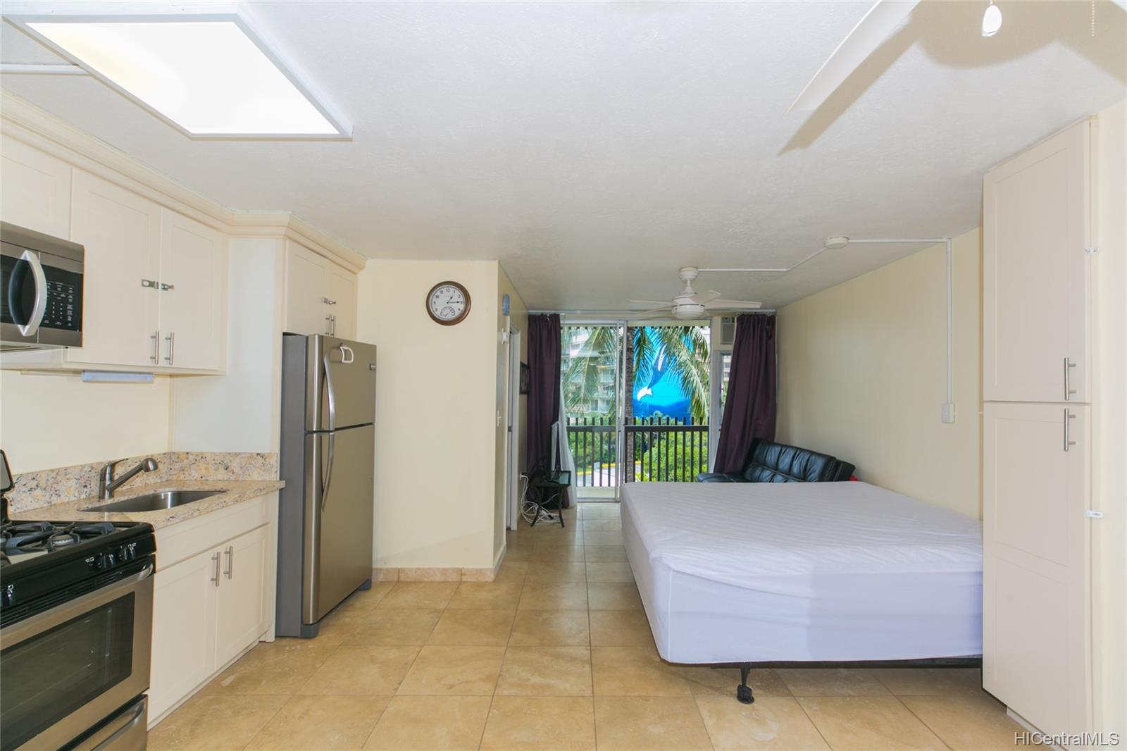 1911 Kalakaua Avenue #407, Honolulu, HI 96815