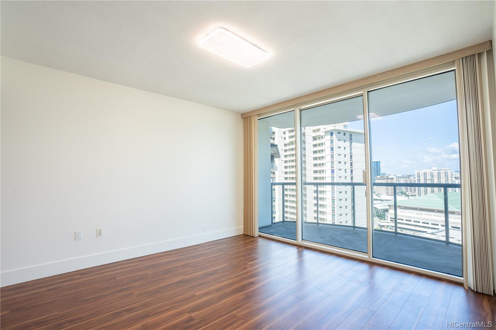 1837 Kalakaua Avenue #2206, Honolulu, HI 96815