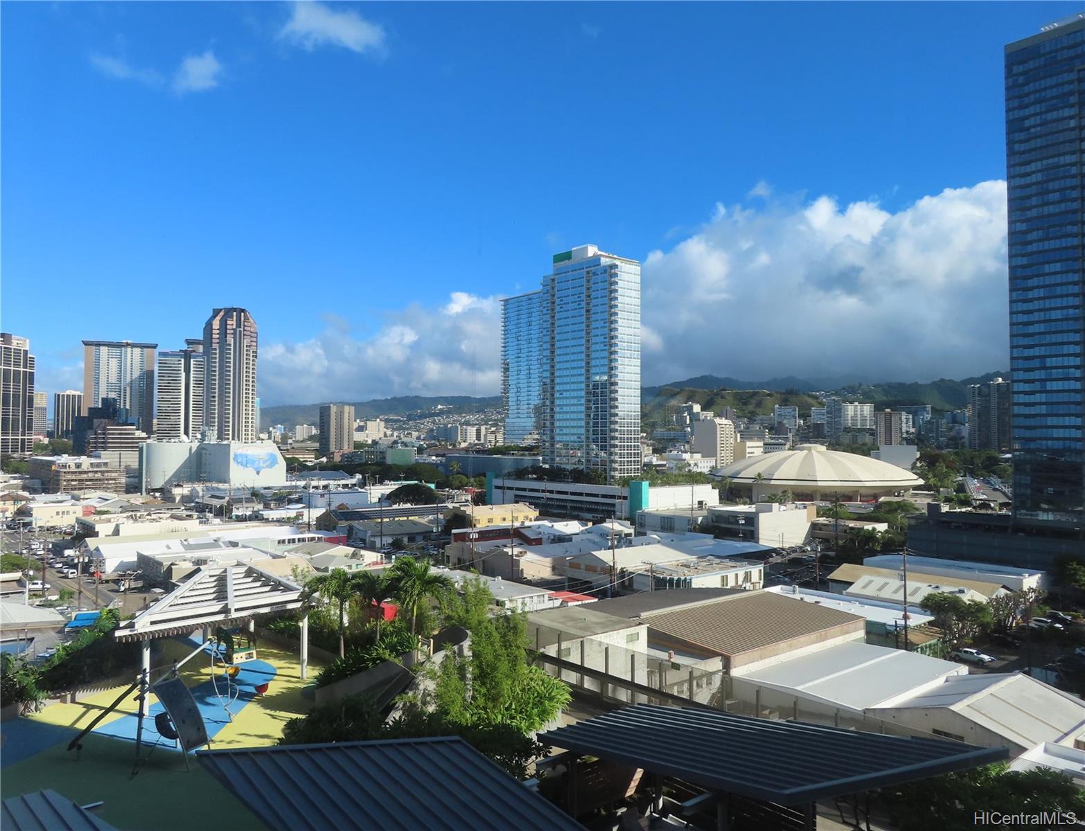 1001 Queen Street #911, Honolulu, HI 96814