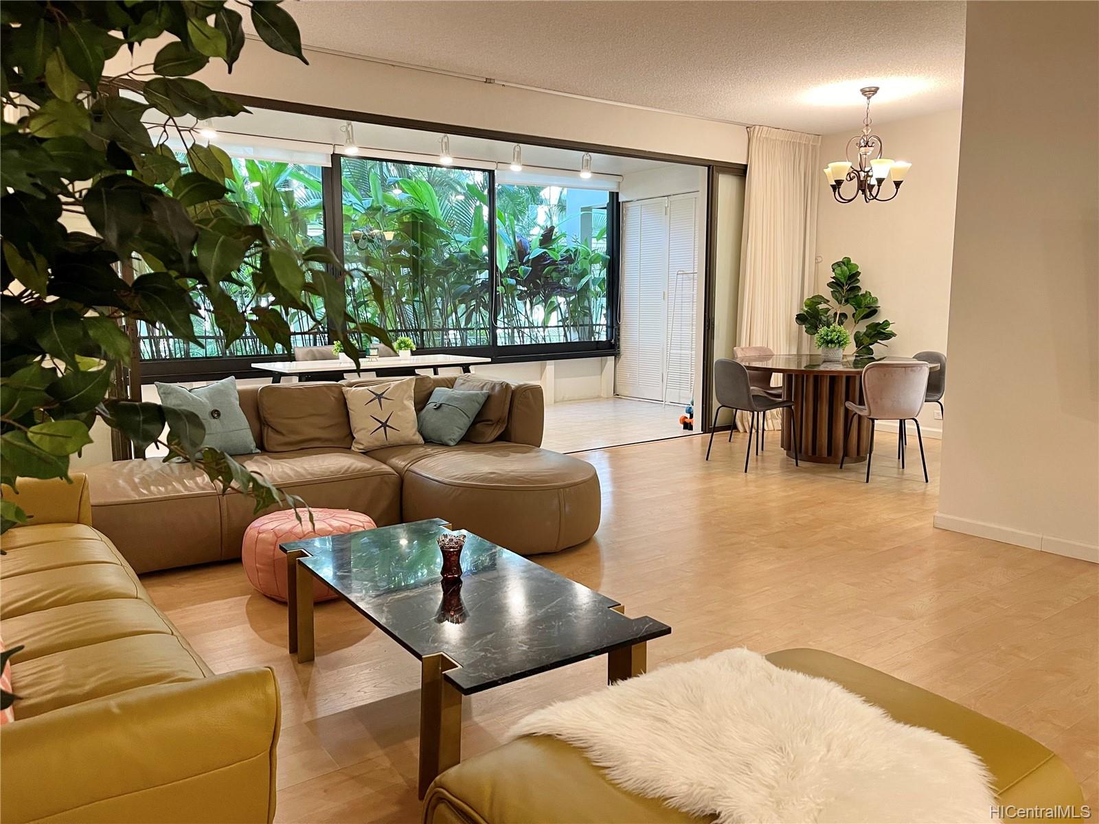 Kahala Beach 4999 Kahala Avenue #165, Honolulu, HI 96816