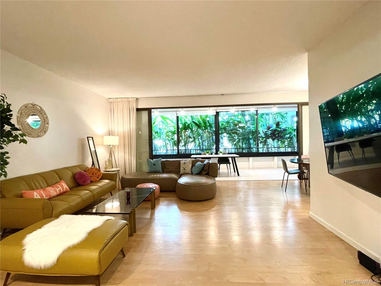 4999 Kahala Avenue #165, Honolulu, HI 96816