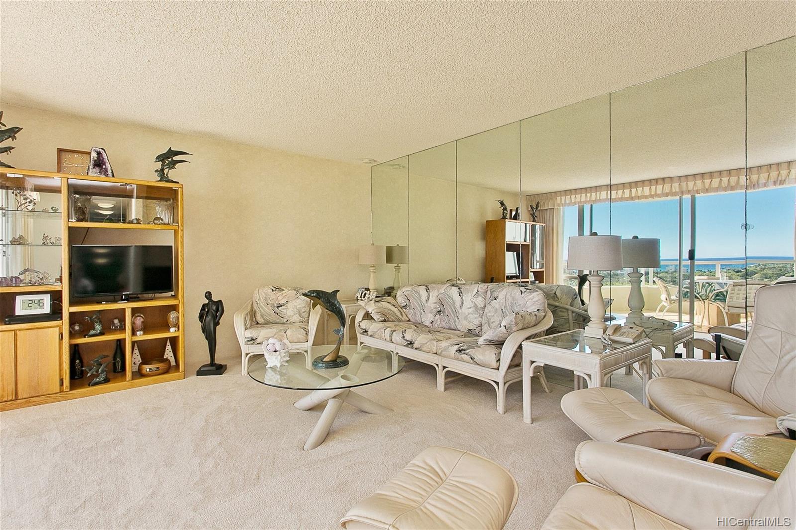 2600 Pualani Way #2705, Honolulu, HI 96815