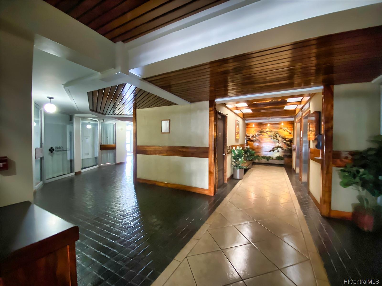 750 Amana Street #812, Honolulu, HI 96814