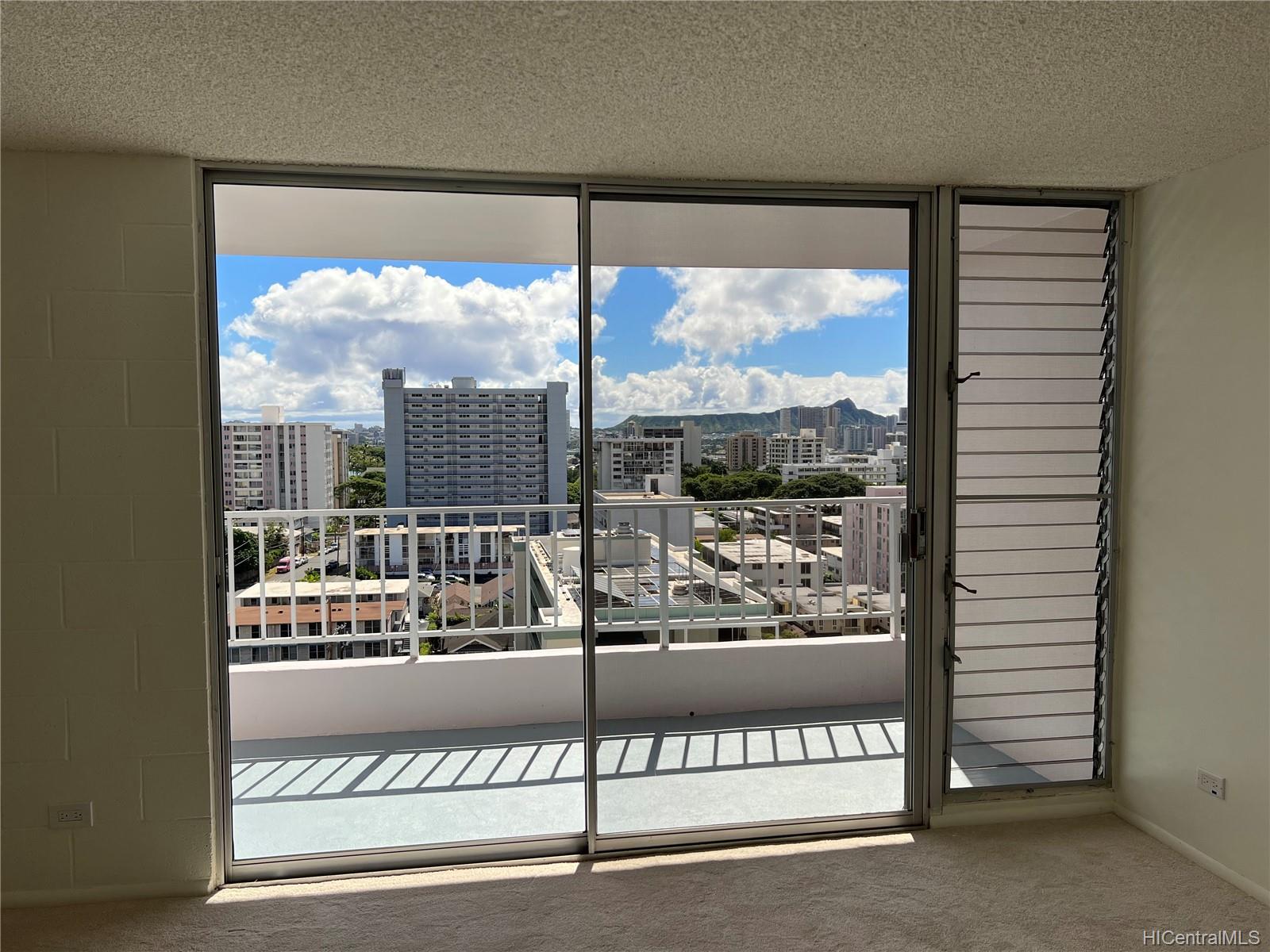 1419 Dominis Street #1105, Honolulu, HI 96822