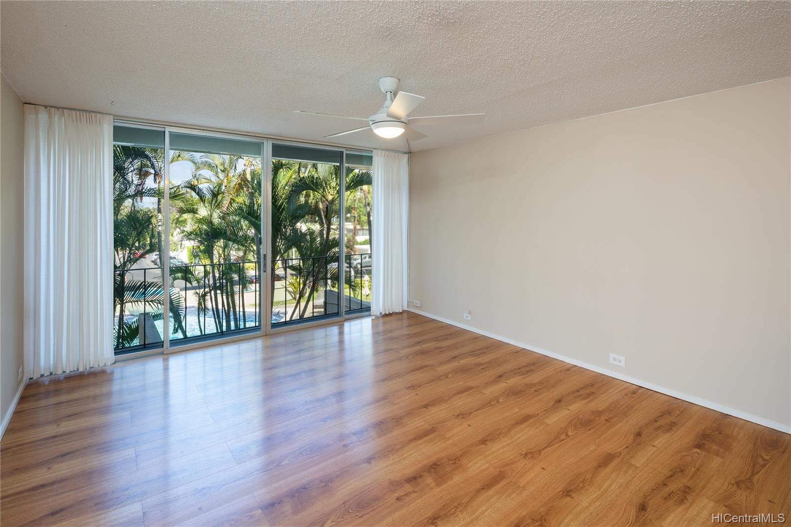 3030 Pualei Circle #206, Honolulu, HI 96815