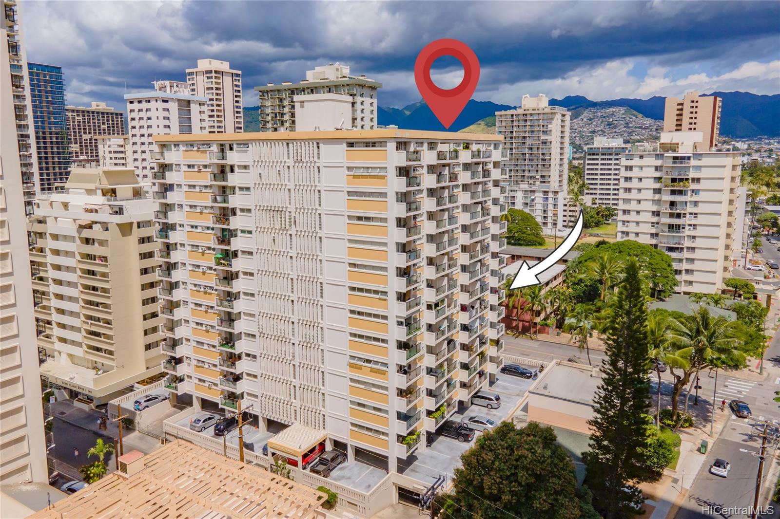 2465 Kuhio Avenue #710, Honolulu, HI 96815