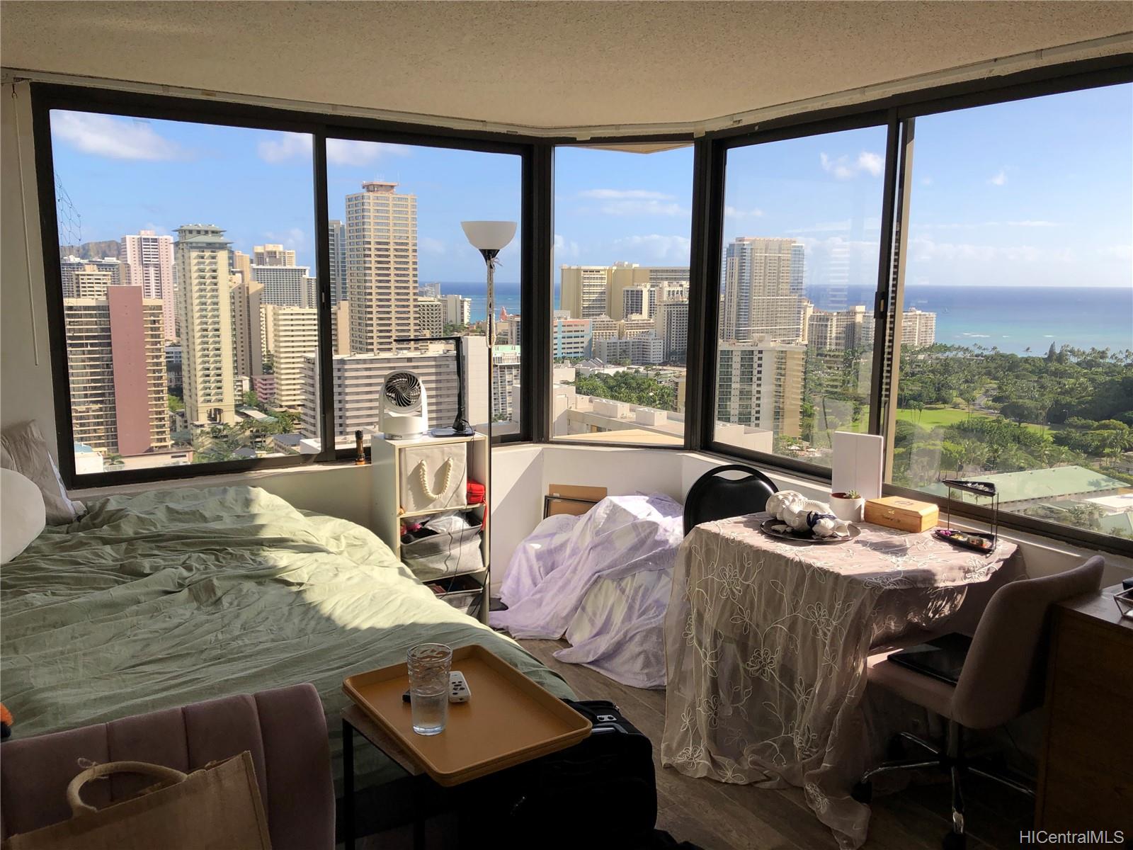 444 Niu Street #3203, Honolulu, HI 96815